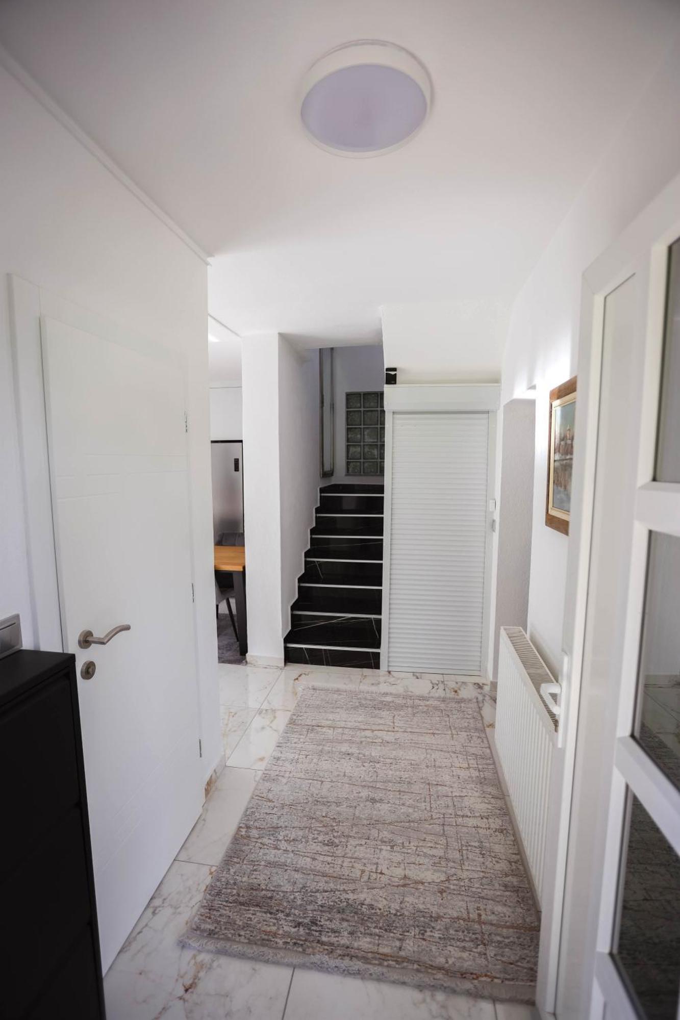 Apartman Babic Bihać エクステリア 写真